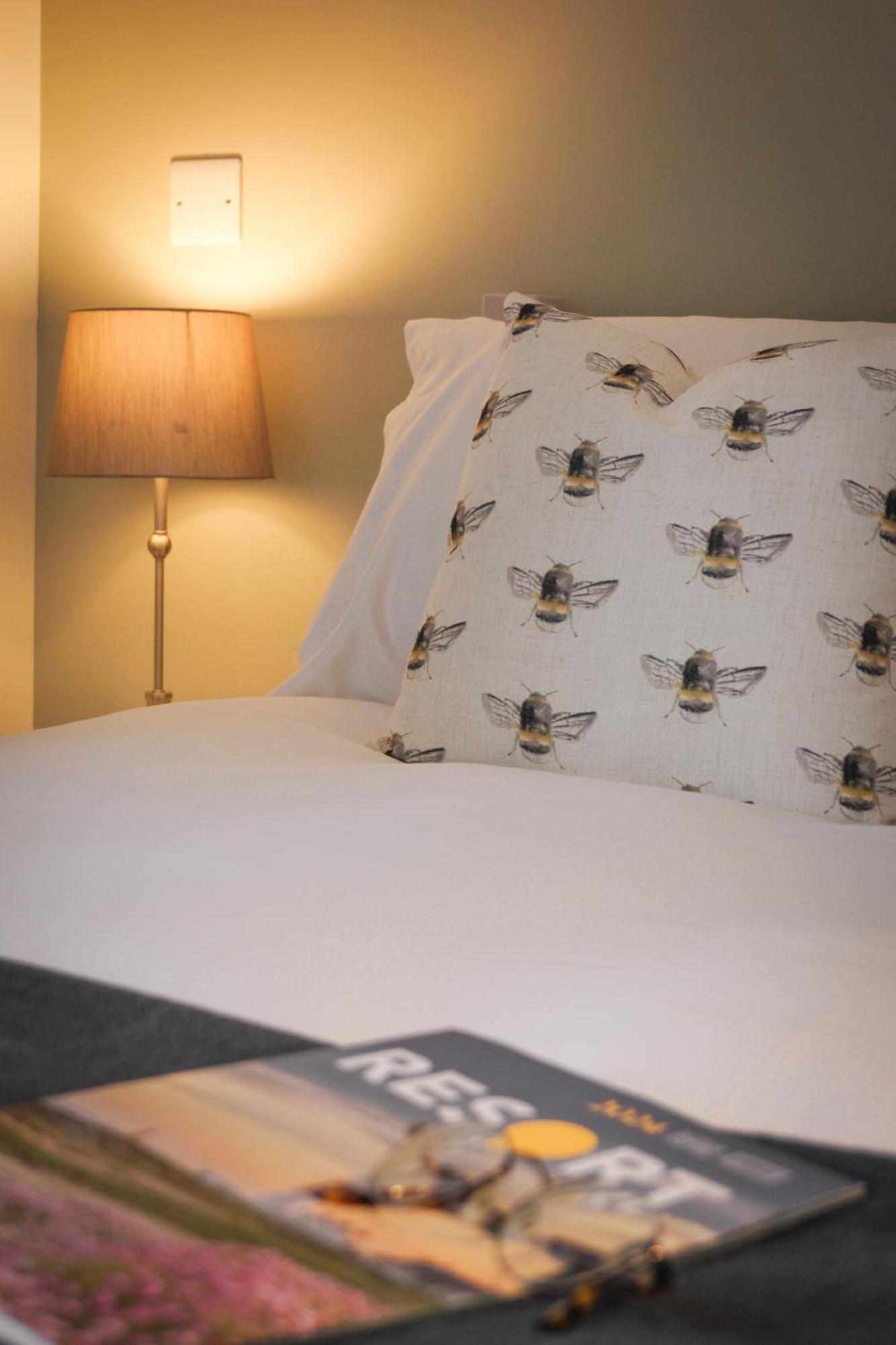 Lemon Tree Inn - Newly Refurbished Coastal Stay Swyre Extérieur photo